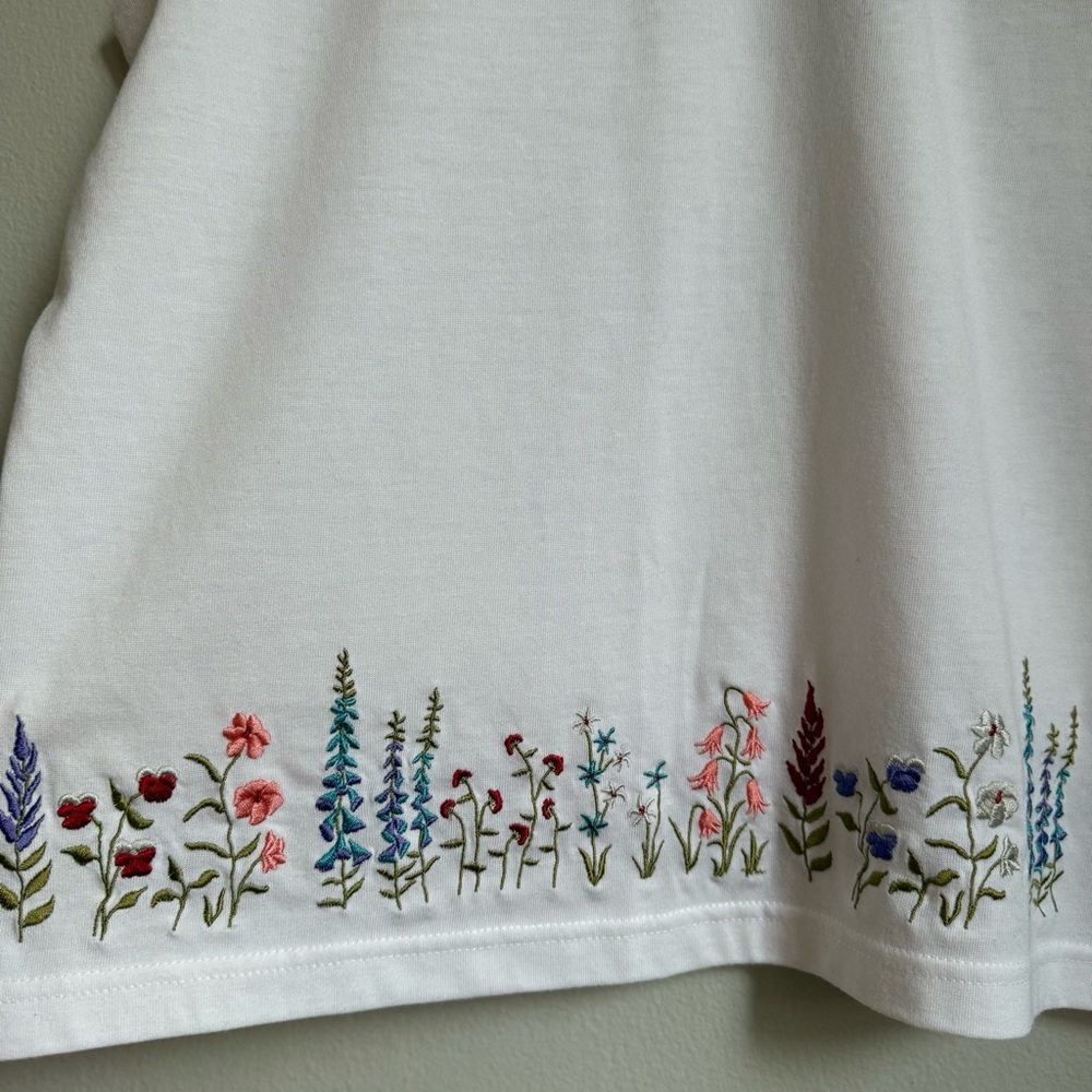Christopher & Banks White Tank Top with Floral Embroidery - Picture 4 of 11